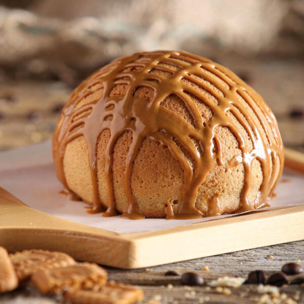 Bun with Lotus Biscoff (cookie-butter sauce)